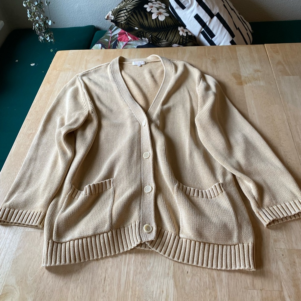Elegant Tan Women's Cardigan